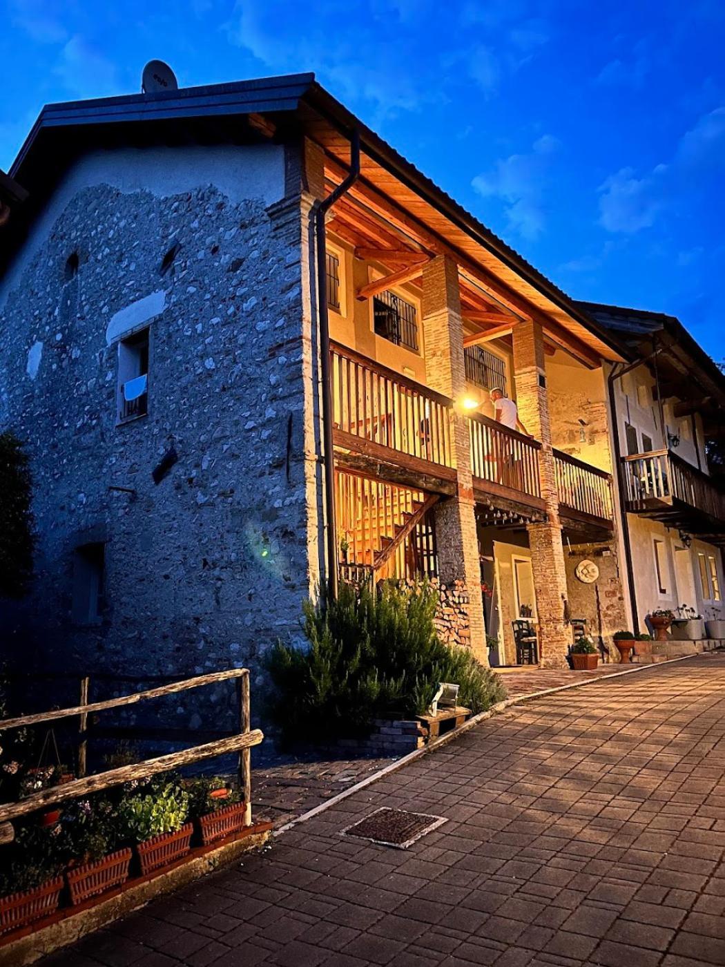 Вилла Casa Delle Arti Fattoria Dei Fiori Sospirolo Экстерьер фото